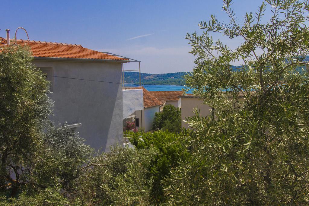 Apartments Zoran Pirovac Luaran gambar