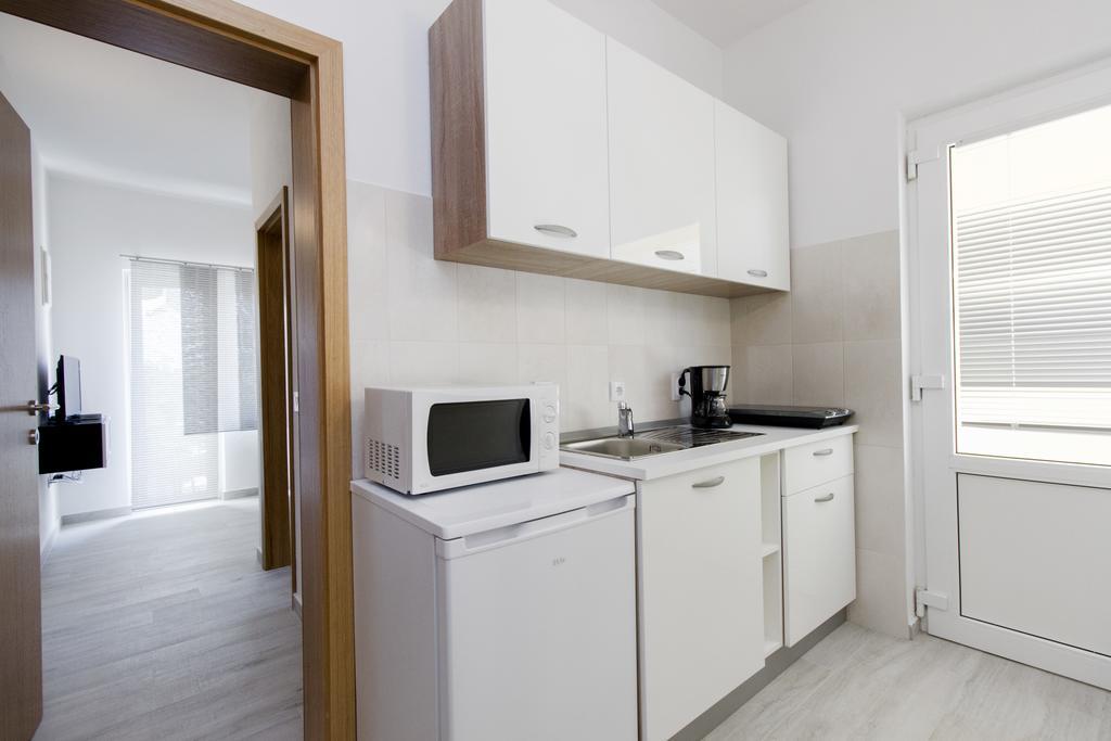 Apartments Zoran Pirovac Luaran gambar