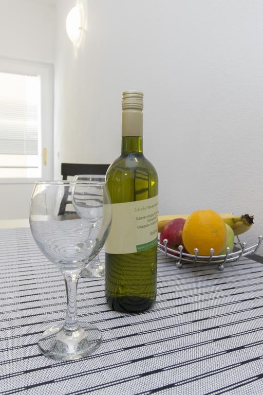 Apartments Zoran Pirovac Luaran gambar