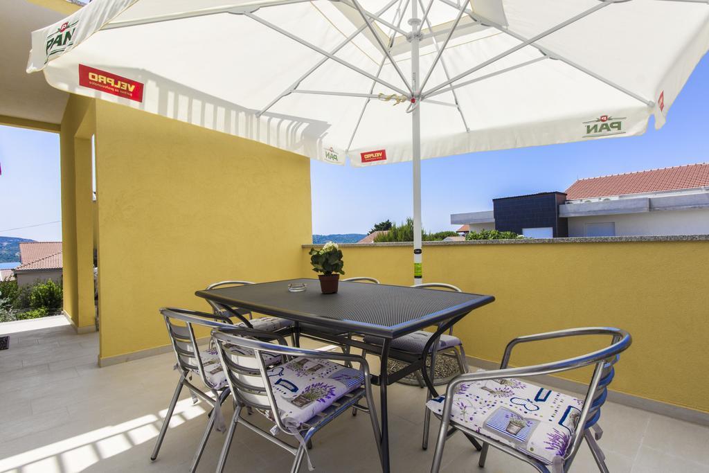 Apartments Zoran Pirovac Luaran gambar