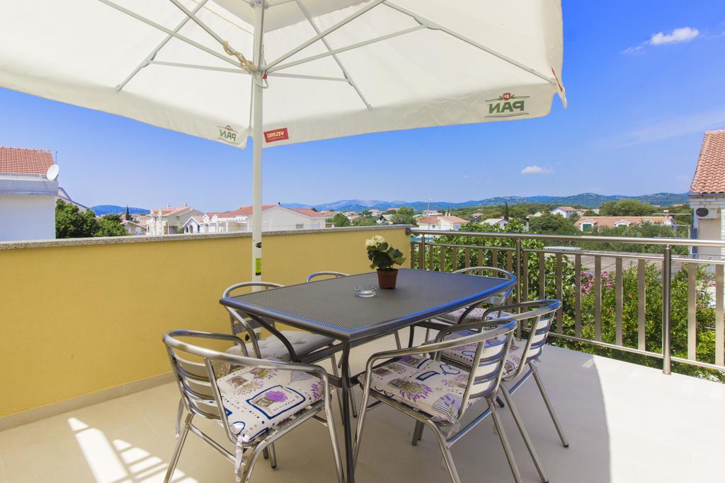 Apartments Zoran Pirovac Luaran gambar