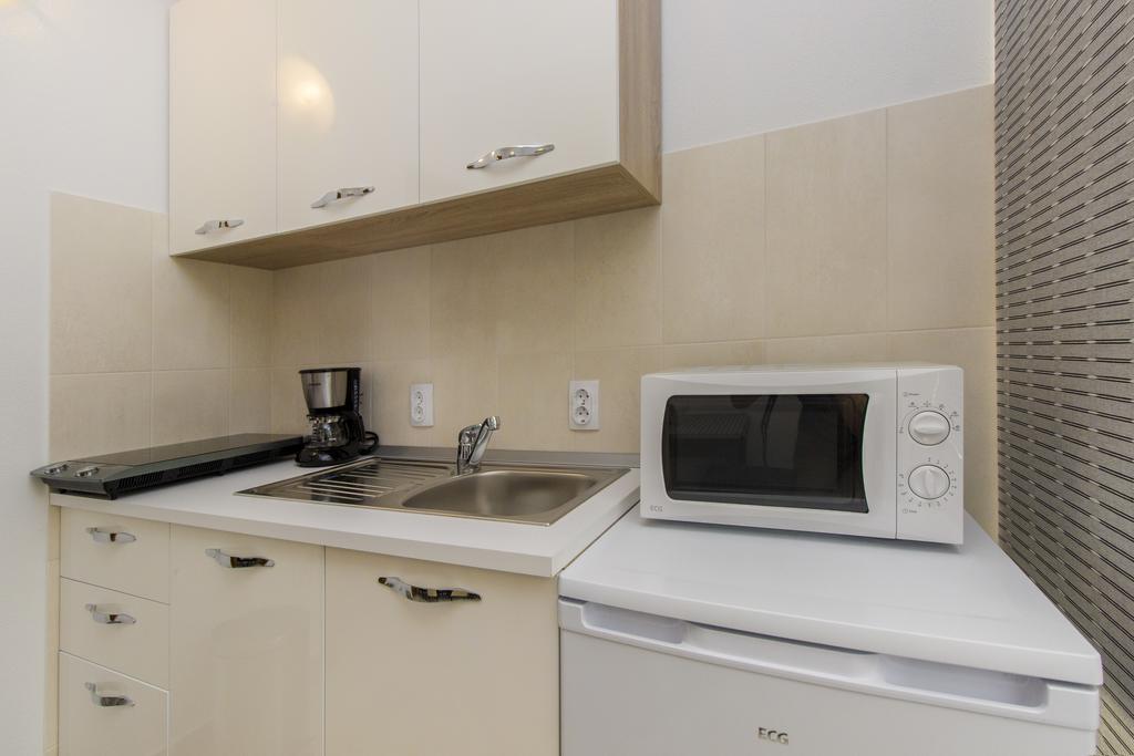 Apartments Zoran Pirovac Luaran gambar